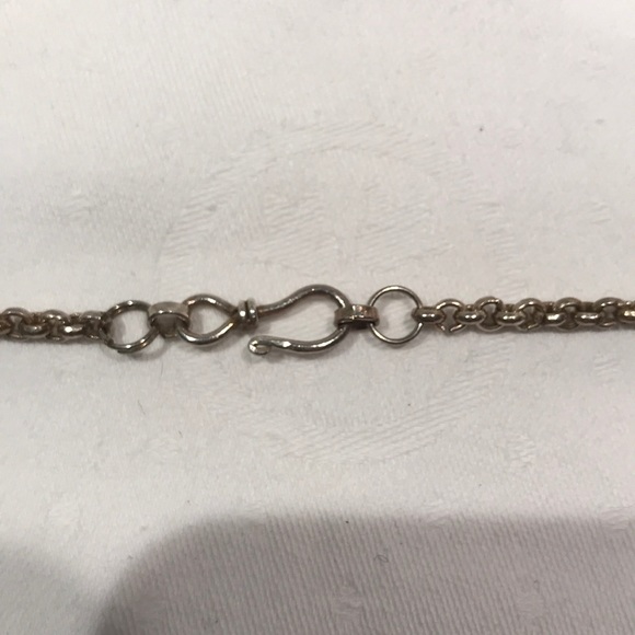 Artisan Glass bead necklace in black and white - Picture 13 of 16